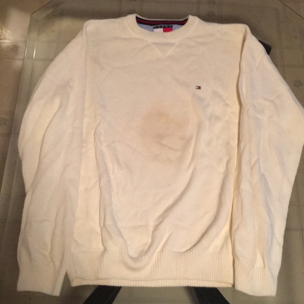 Large Tommy Hilfiger 100% Cotton sweater.